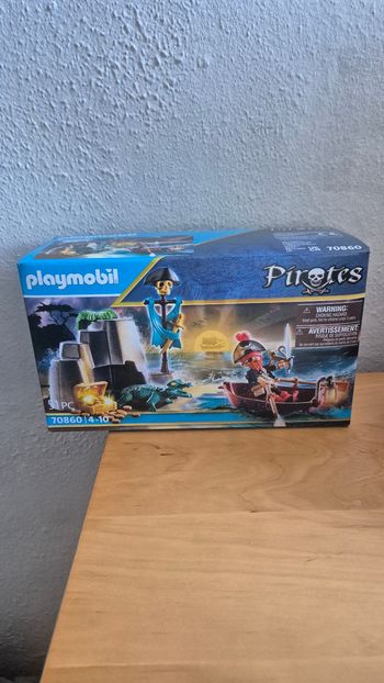Playmobil pirates 70860 NEUF