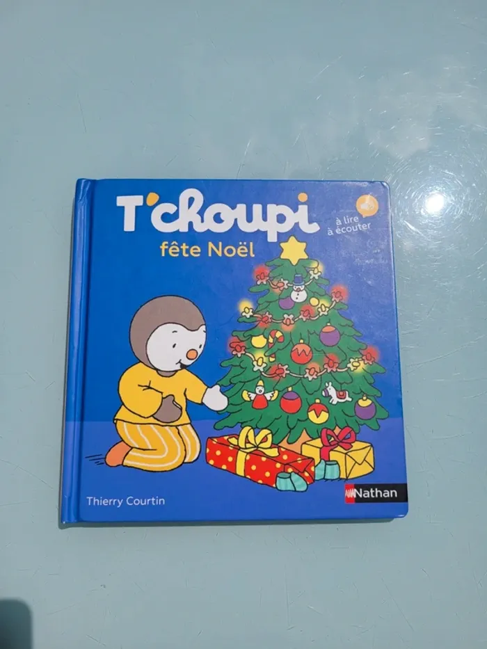 Livre T'choupi : à lire et à écouter, tome 10 🎄 T’choupi fête Noël 🎁 76 - photo numéro 2