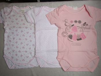 Lot de 3 body, 6 mois