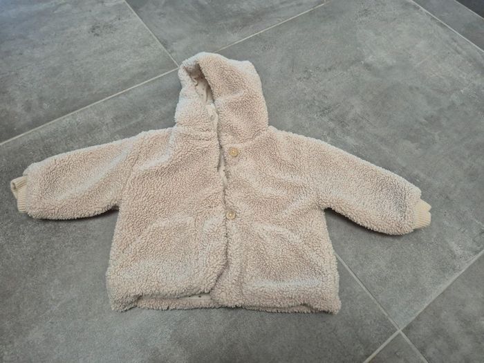 Veste Zara 6/9 mois.