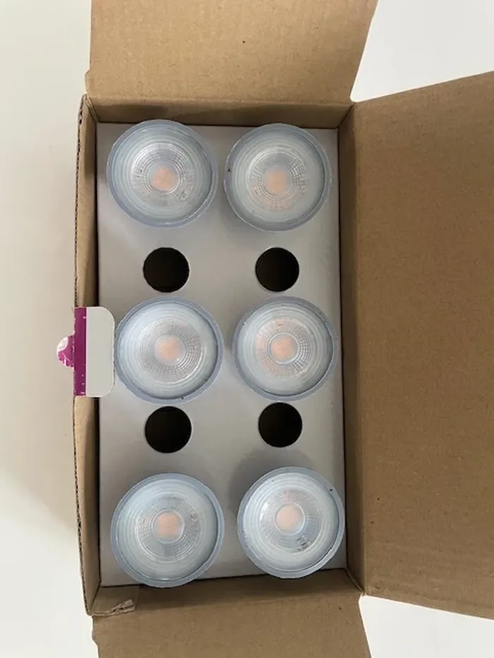 lot de 6 ampoules , Lampes GU 10 à Réflecteur Led jaune 4 w équivalant a 50 w Halogène - photo numéro 3