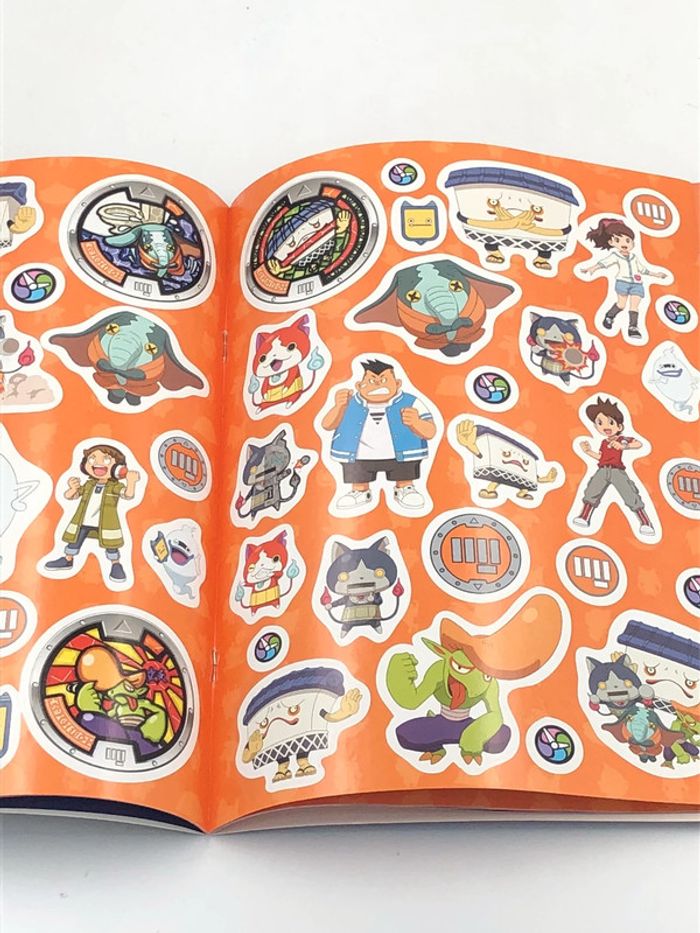 Livre magazine Autocollants et jeux Yo-Kai-Watch - photo numéro 3