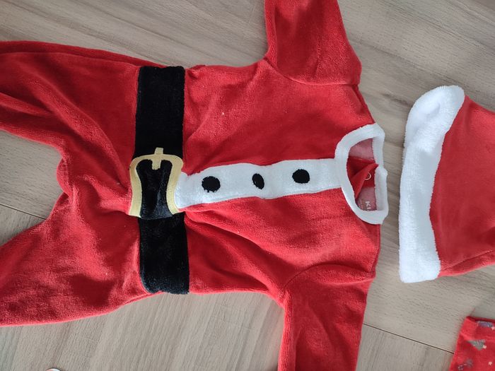 Pyjama et body noël - photo numéro 2