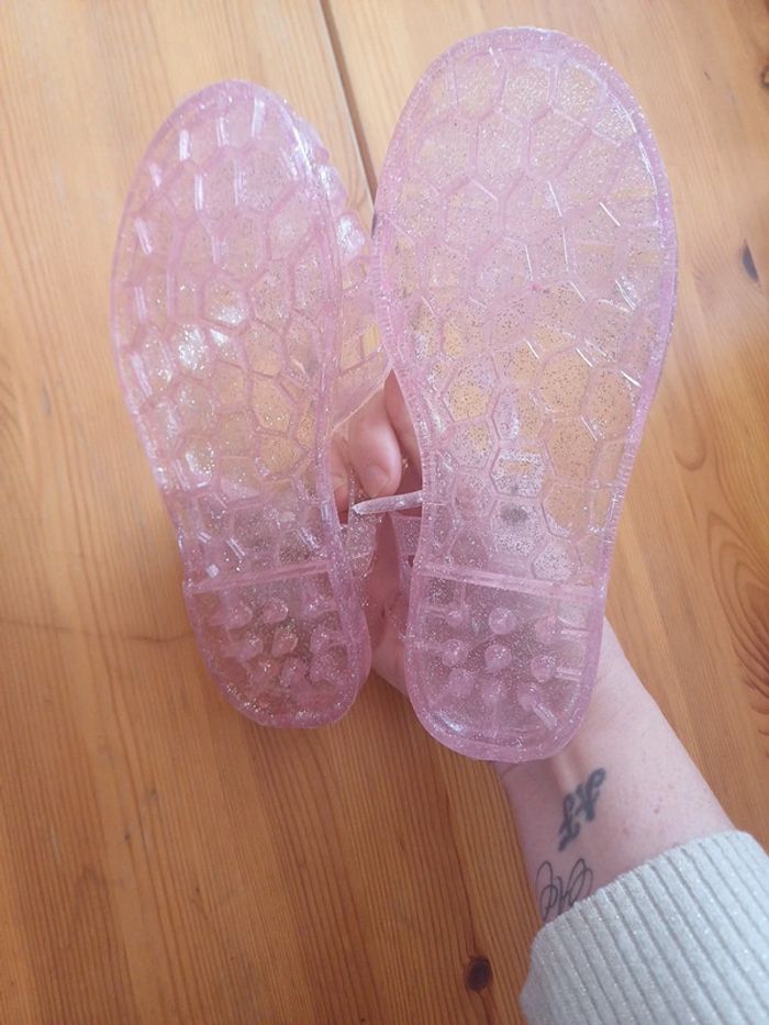 Chaussures d'eau roses à paillettes - photo numéro 2