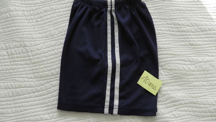 Short marine 10 ans - photo numéro 2