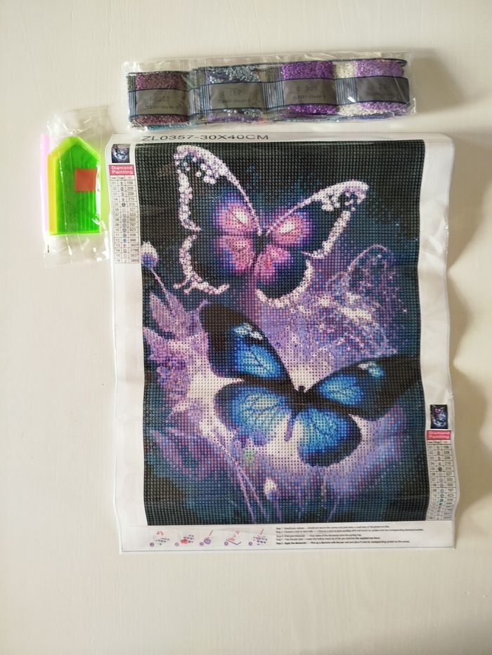 Diamond painting papillon bleu et violet #S339 - photo numéro 1