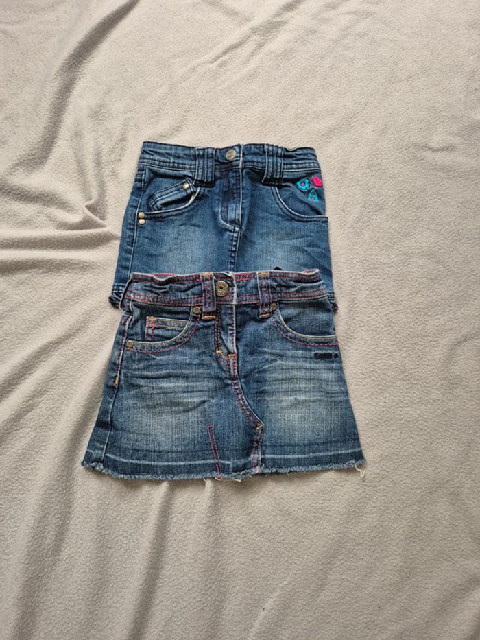 Lot jupes en jean 2 ans