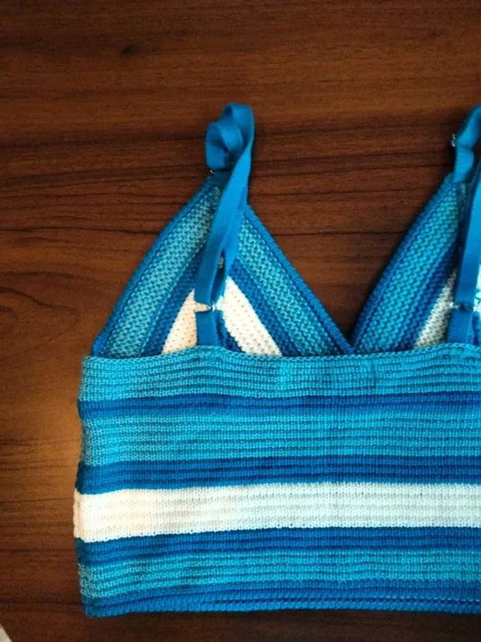 Crop top bleu FB Sister Knitwear taille L - photo numéro 7