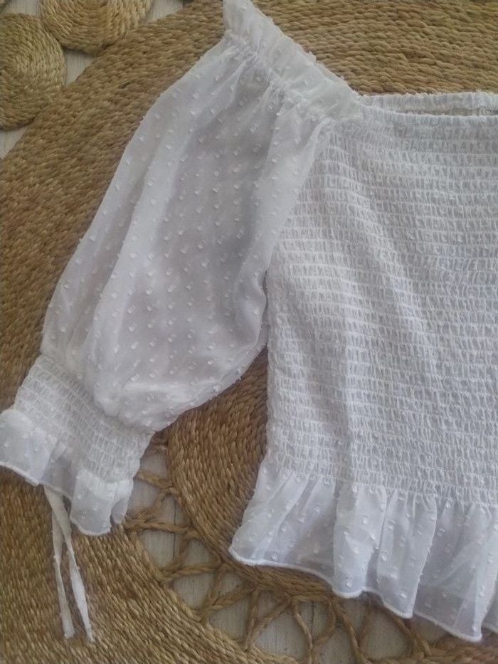Haut blanc à plumetis Jennyfer Taille S En très bon état