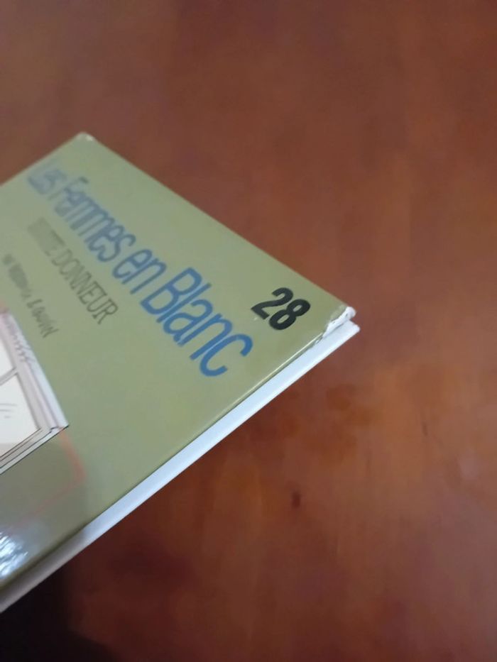 Bd Les femmes en blanc - photo numéro 3