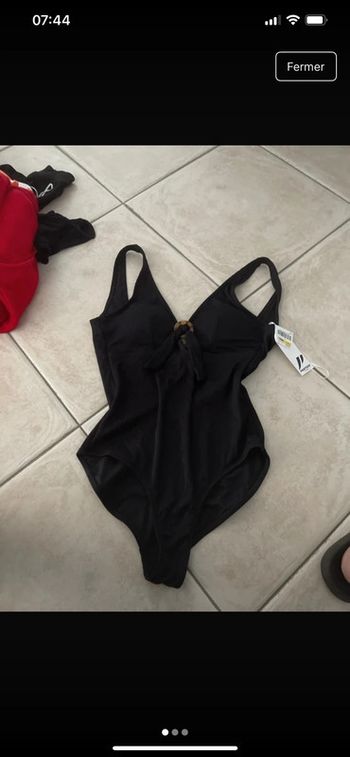 Maillot de bain Xl neuf