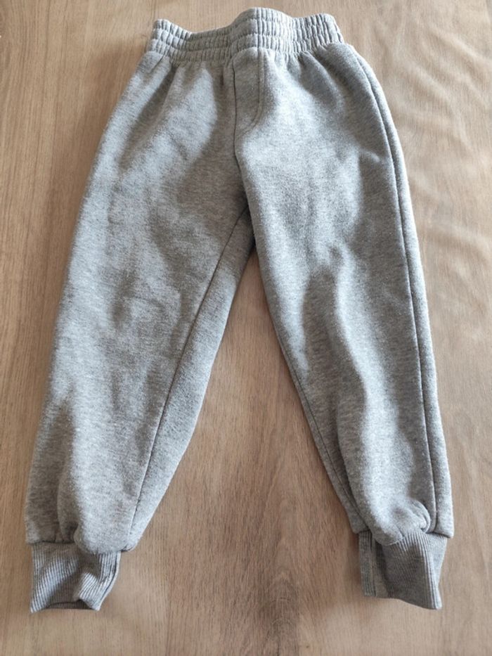 Jogging gris chaud 4 ans