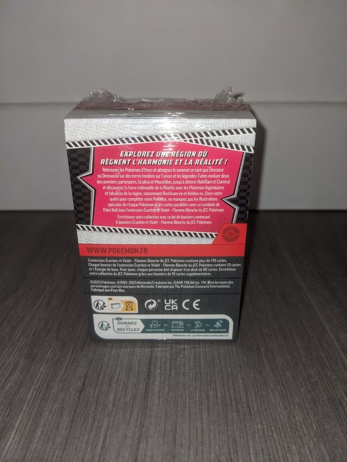 Pokémon bundle EV10.5 flamme blanche neuf scellé - photo numéro 3