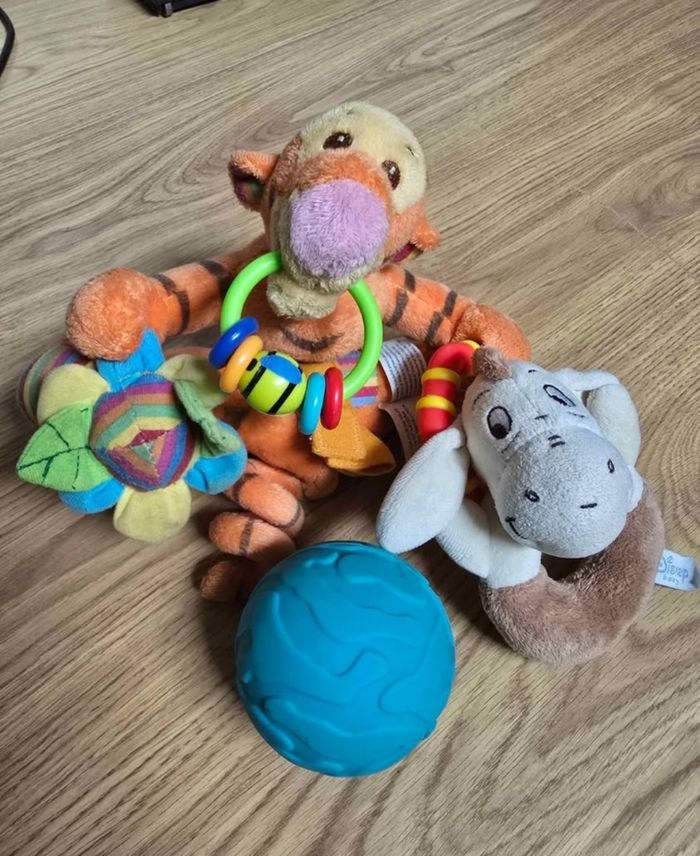 Lot jouets éveils bébé - photo numéro 3