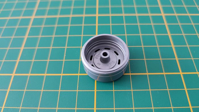 Jante seule pièce détachée miniature Porsche 356 B 1961 Burago BBurago 1/18 1/18e 1/18ème #B42 - photo numéro 2