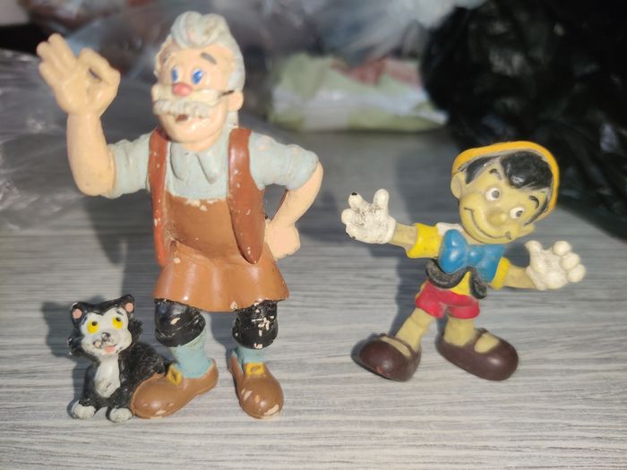 Anciennes figurines  Pinocchio