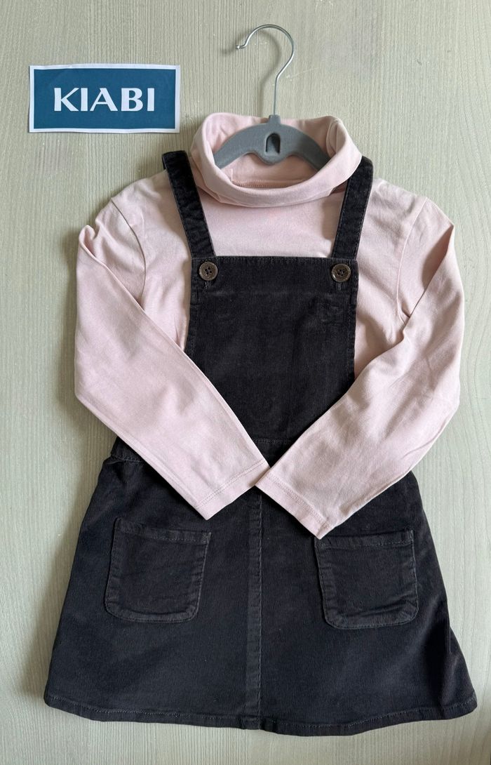 Ensemble fille - robe velours côtelé - 5 ans - Parfait état - photo numéro 5