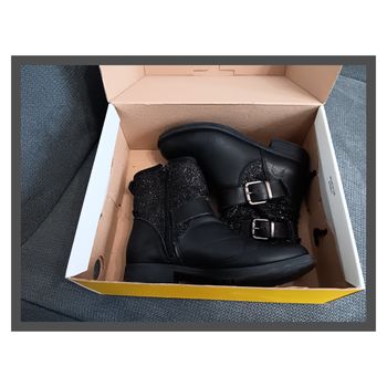 Paire de bottines femmes taille 36