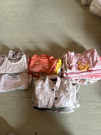 Gros lot de t shirt bébé fille 0-1-3-6 mois 