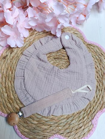 Bavoir + attache tétine