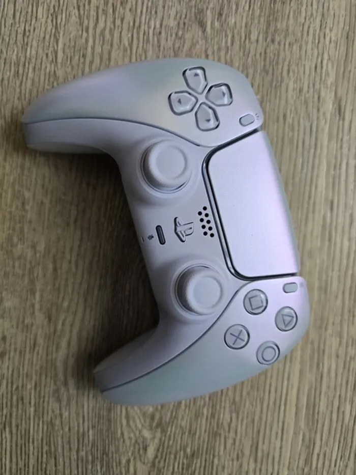 PlayStation 5 Pro avec lecteur de disque/Dualsense Chroma Pearl/MINT + FACTURE - photo numéro 3