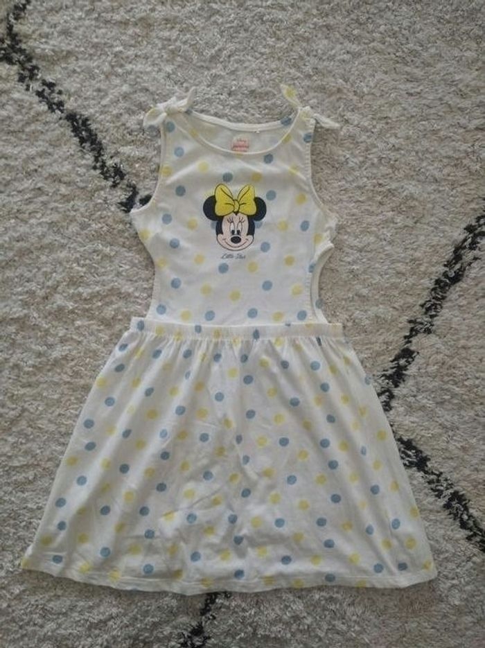 🌻Belle Robe Minnie 8 ans neuve🌻