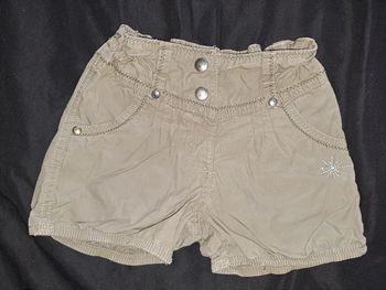 Short kaki Kidkanai 4 ans