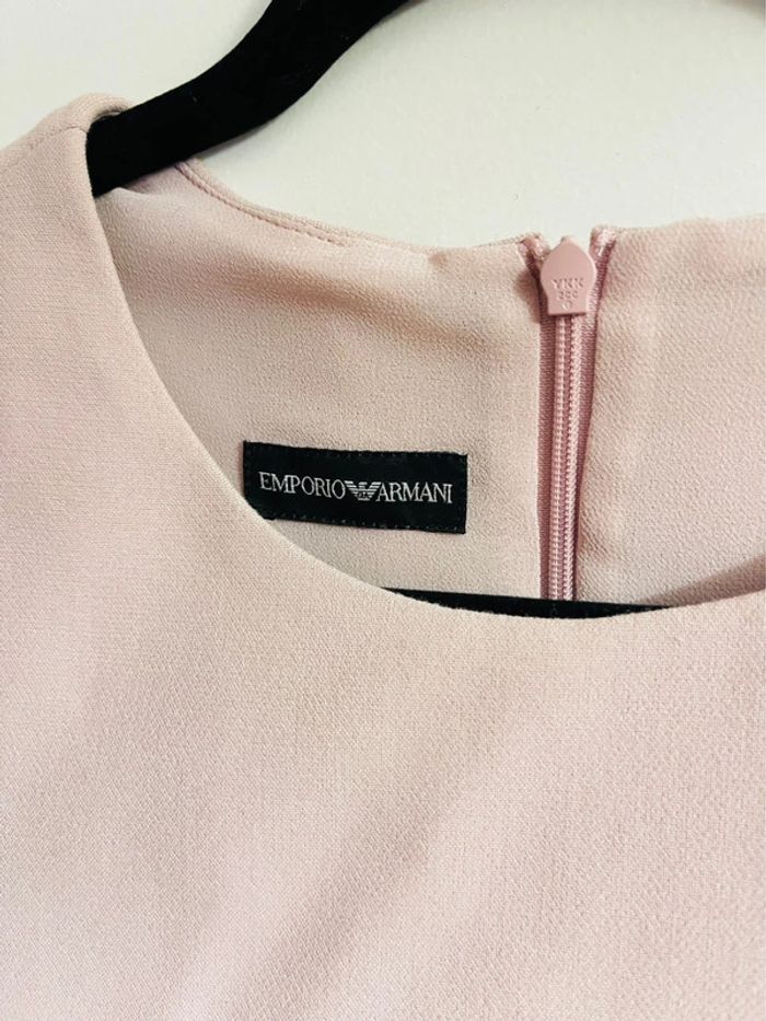 Superbe robe emporio armani - photo numéro 3