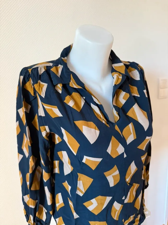 Blouse en très bon état taille 36 see u soon - photo numéro 2