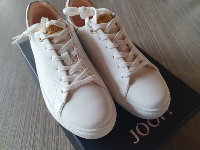 Superbe paire de baskets Joop 🖤 - photo numéro 8