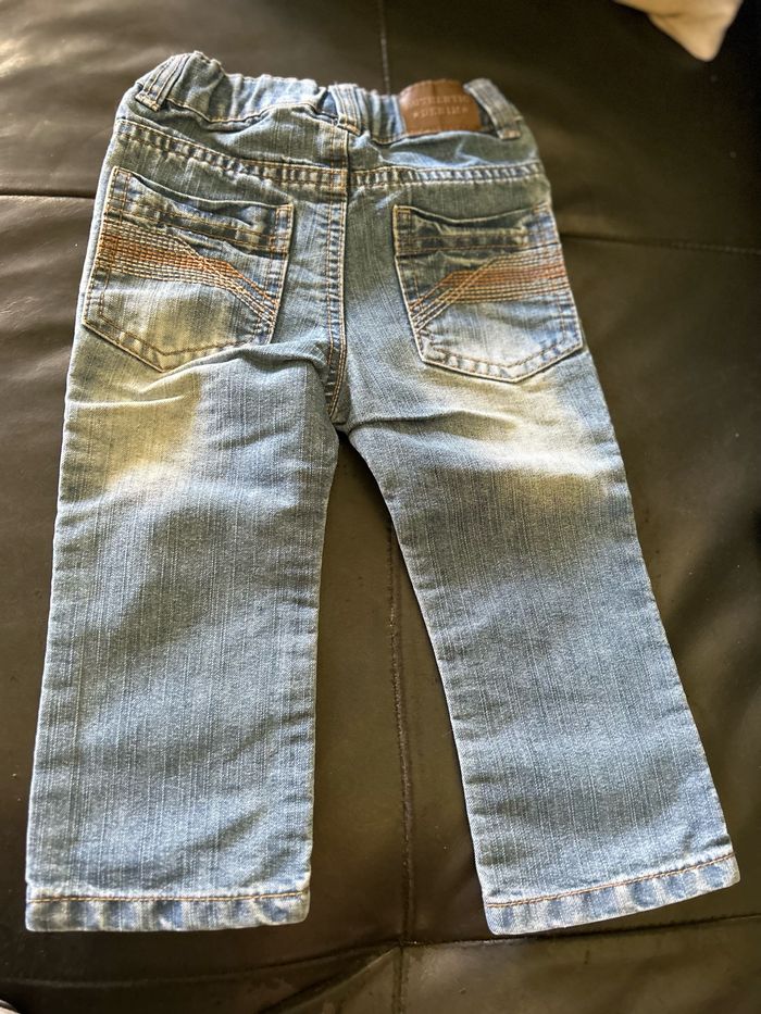 Lot jeans 18 mois - photo numéro 6