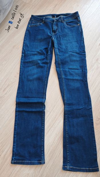 Jean bleu marine taille L 🌹