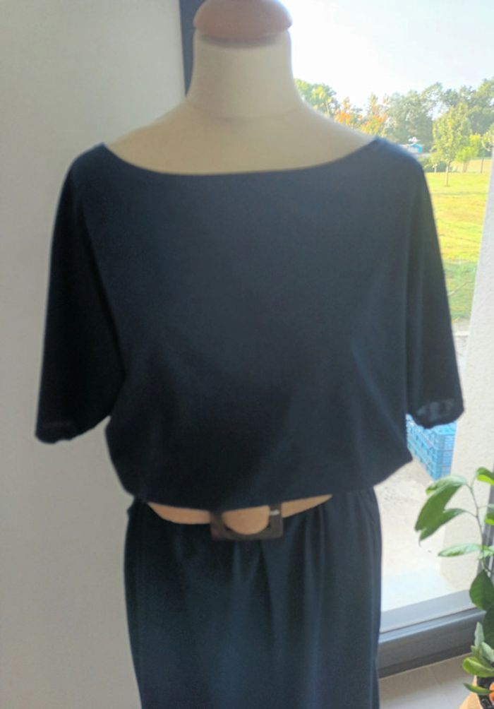 Robe longue manches courtes tombantes - photo numéro 2