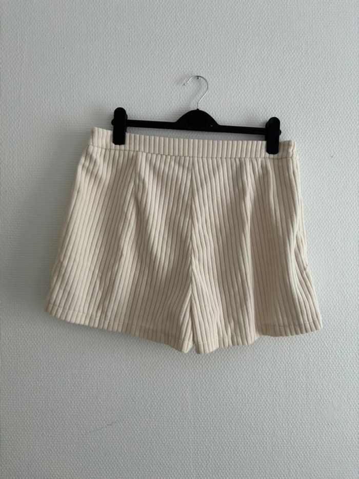 Short beige - photo numéro 4