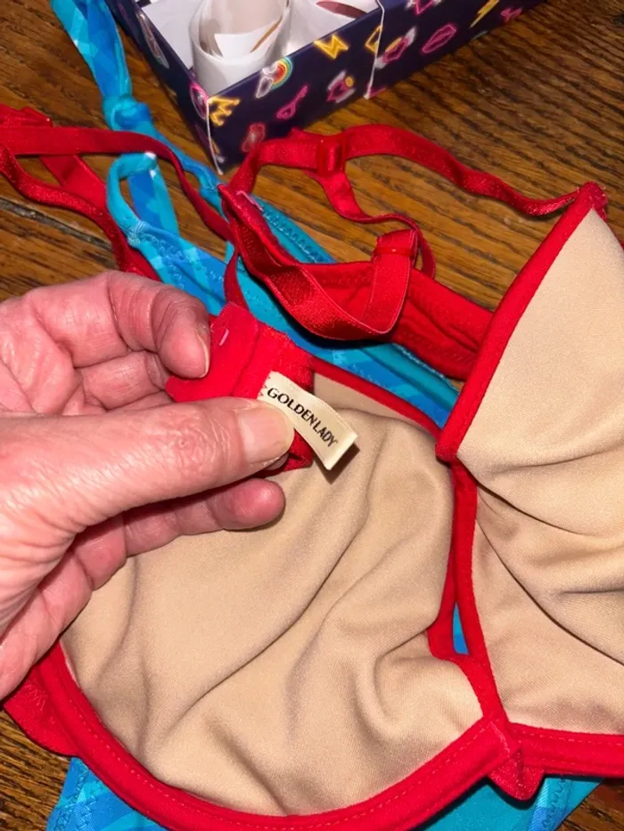 Soutien-gorge, neuf. Golden Lady. - photo numéro 4