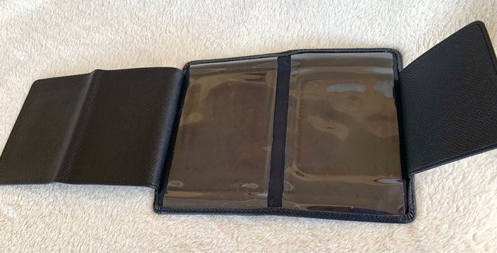 Lot 2 portefeuilles noir simili cuir texturés - photo numéro 9