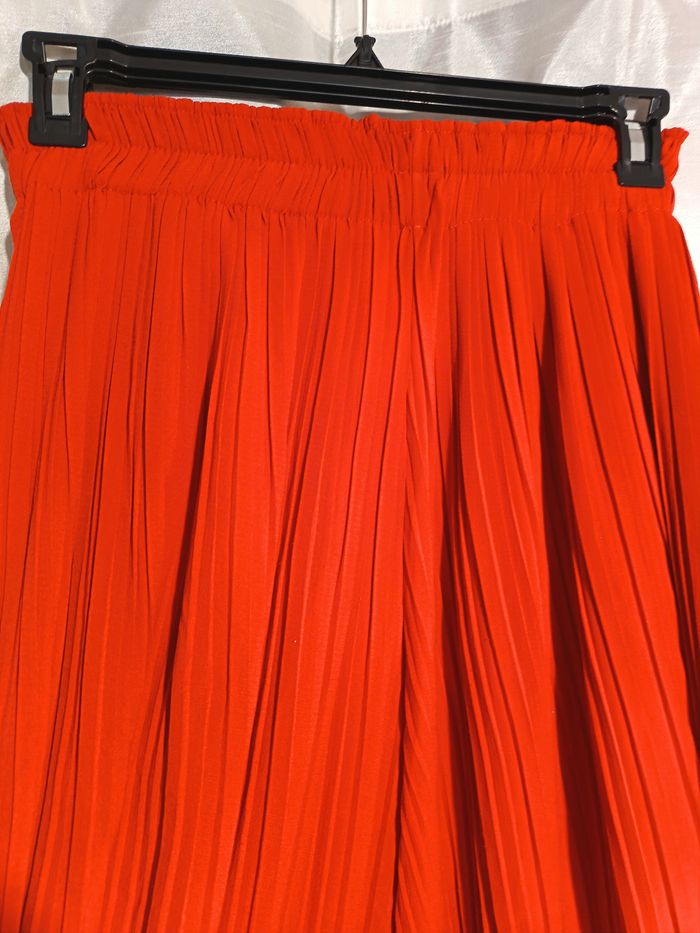 pantalon rouge de Bershka 40 *Spécial FETE* réf R462 S1 - photo numéro 7