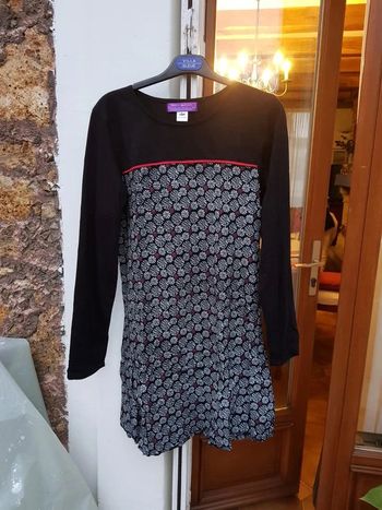 Robe ou Tunique femme - T. 40