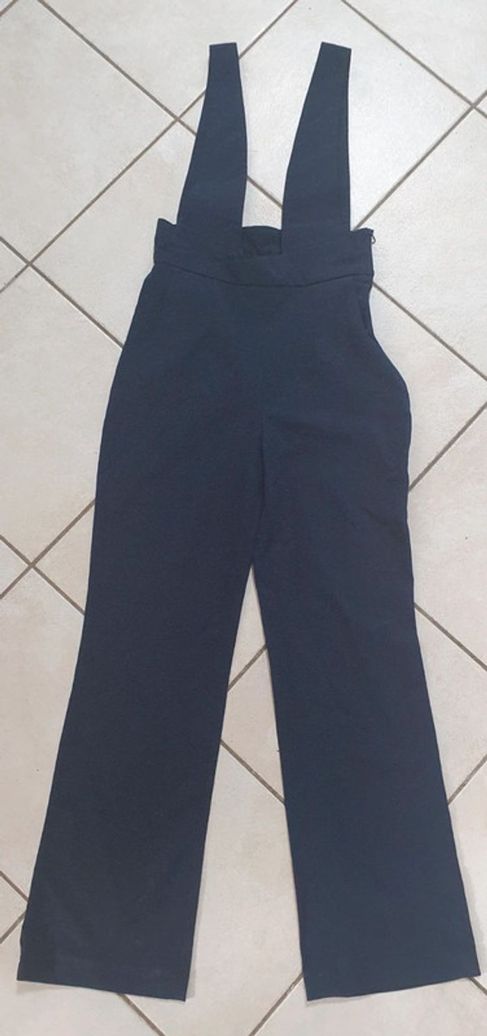 Pantalon à pattes d´éléphant salopette - photo numéro 2