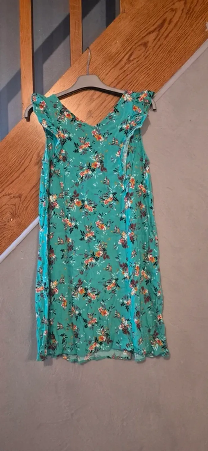Robe fleurie - photo numéro 3