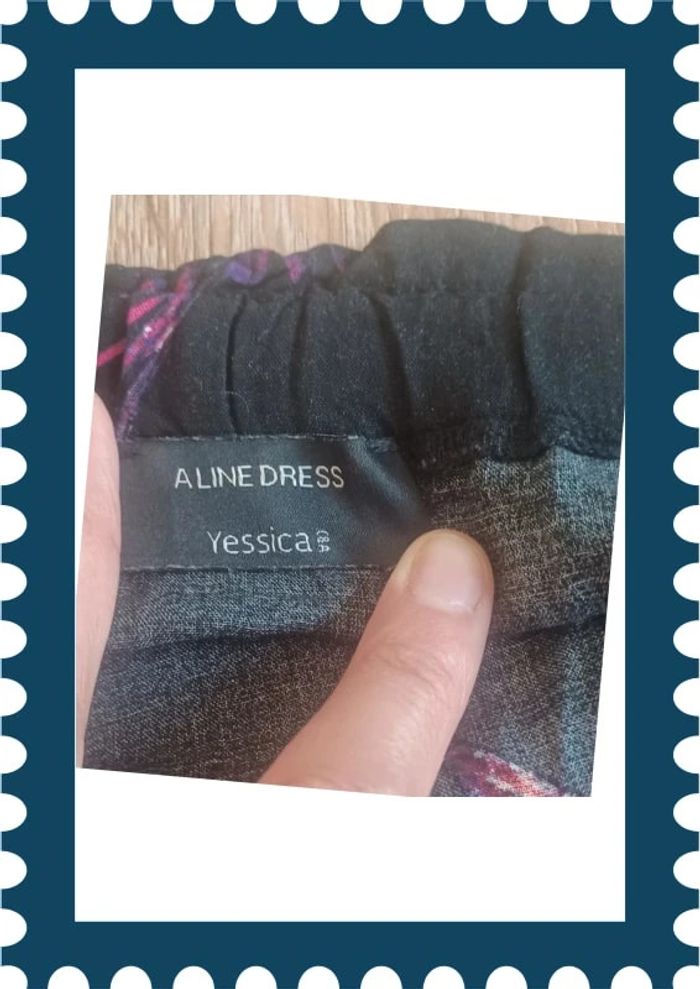 Jolie robe d'été épaules dénudées Yessica taille 38 - photo numéro 5