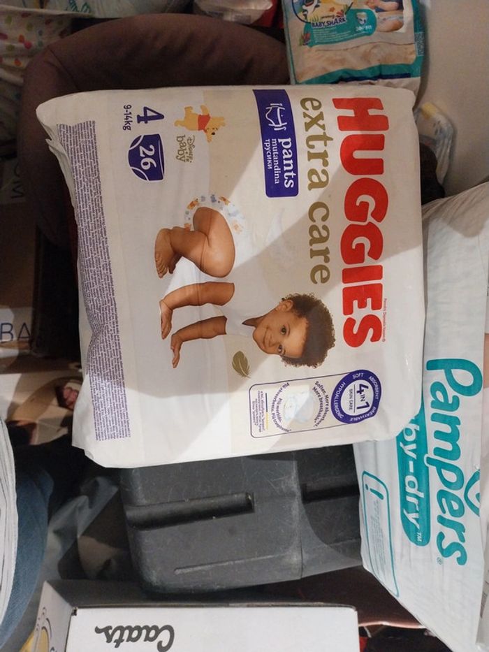 Couche cullote huggies t4 ×26