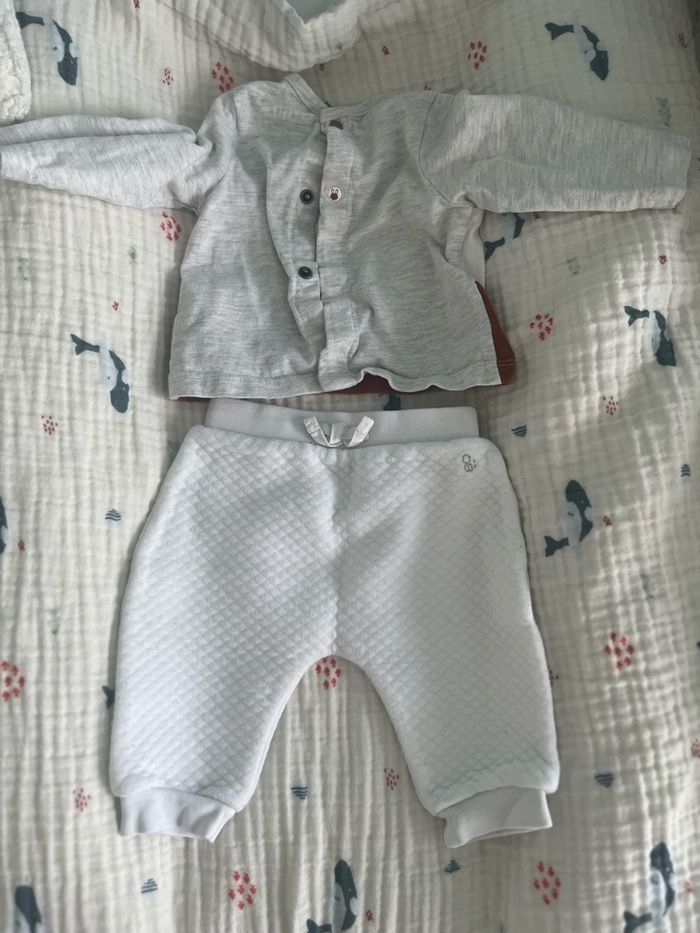 Ensemble bébé 1 mois - photo numéro 2