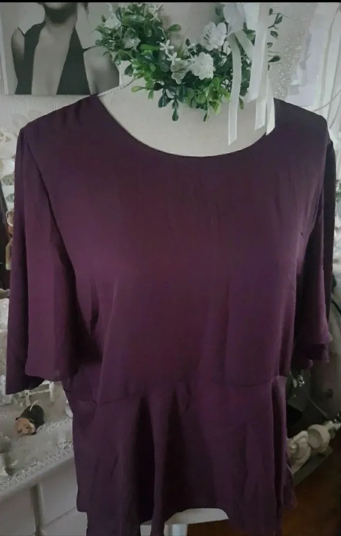 Jolie blouse asymetrique couleur prune Atmosphère T 46 Neuf