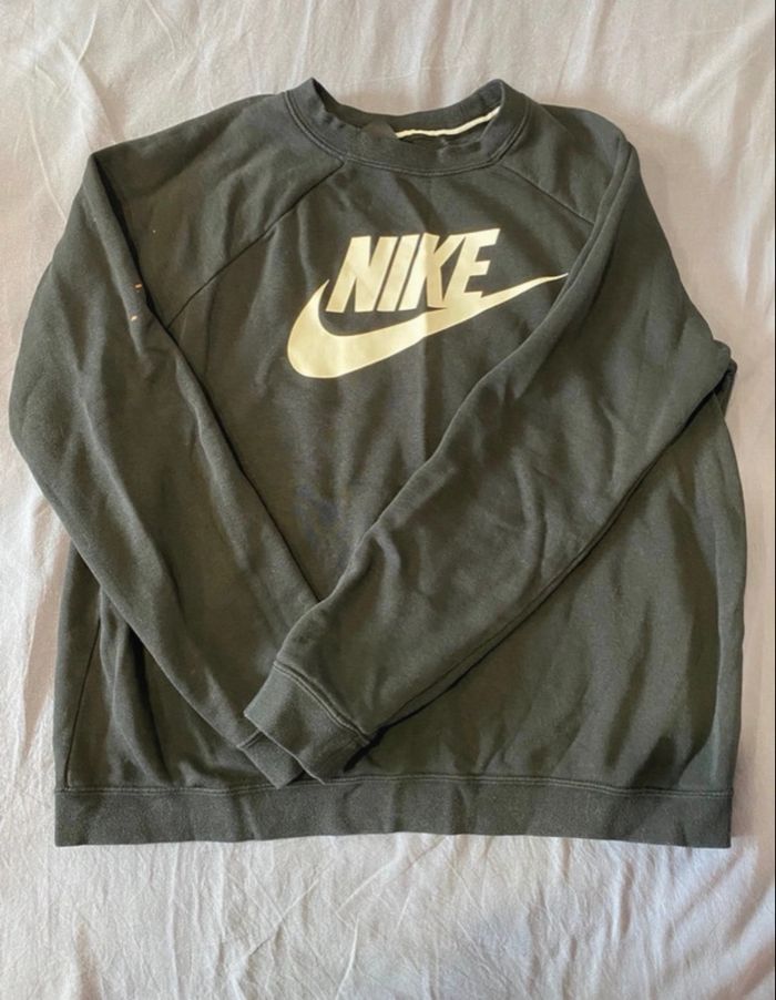 Ensemble jogging noir blanc Nike Femme Pull L jogging M bon état voir annonce - photo numéro 5