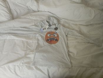 Tee shirt gris manches longues à sequins réversibles Dopodopo 128 cm neuf 5€