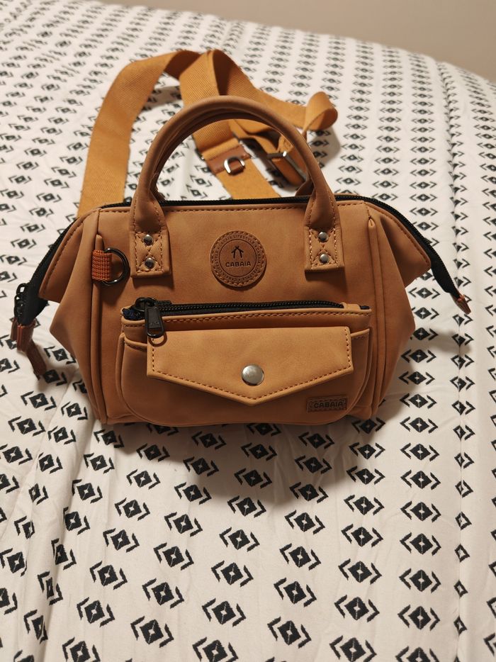 Sac cabaia avec porte monnaie et pochette amovible - photo numéro 4