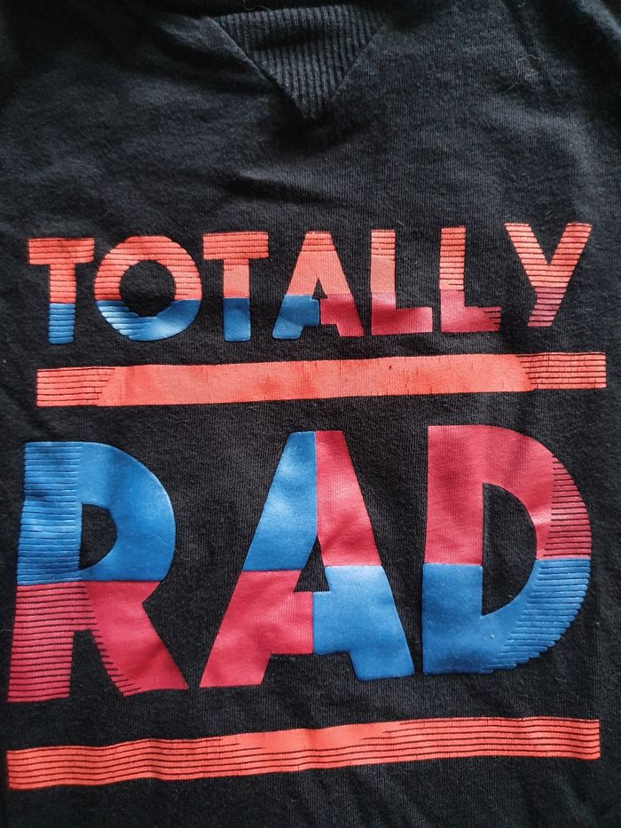 Tshirt 3/4 ans - photo numéro 2