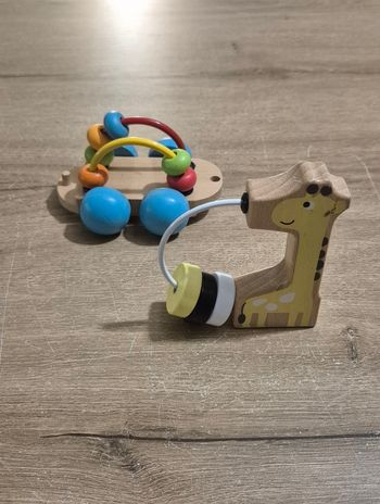 Lot hochets boulier en bois