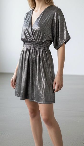 Robe argentée neuve pull & bear Taille S